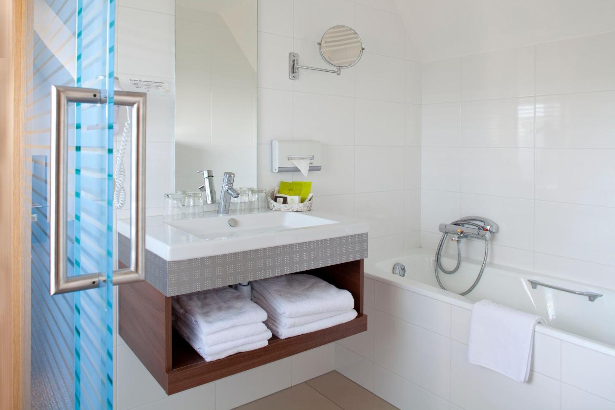 Superior Double Room,1357634690:JPEG